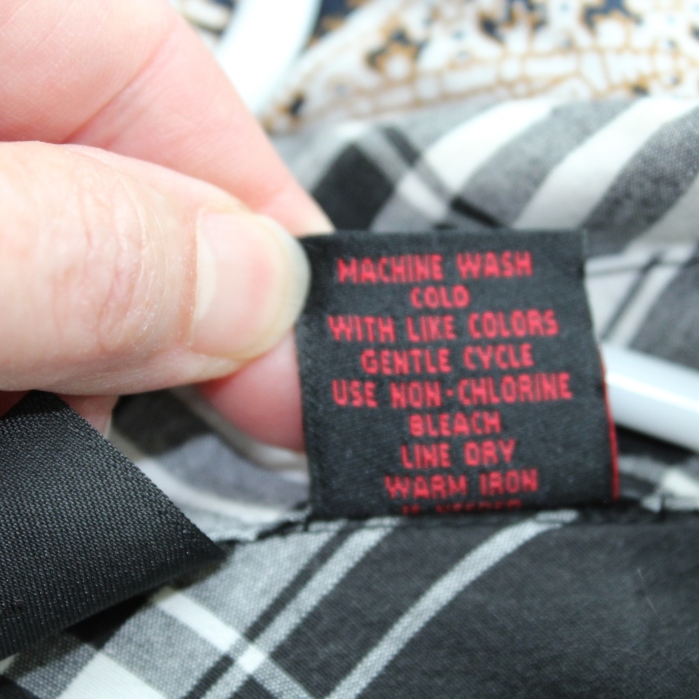 Quizz Again black/white tie front crop top sz M - Picture 7 of 7